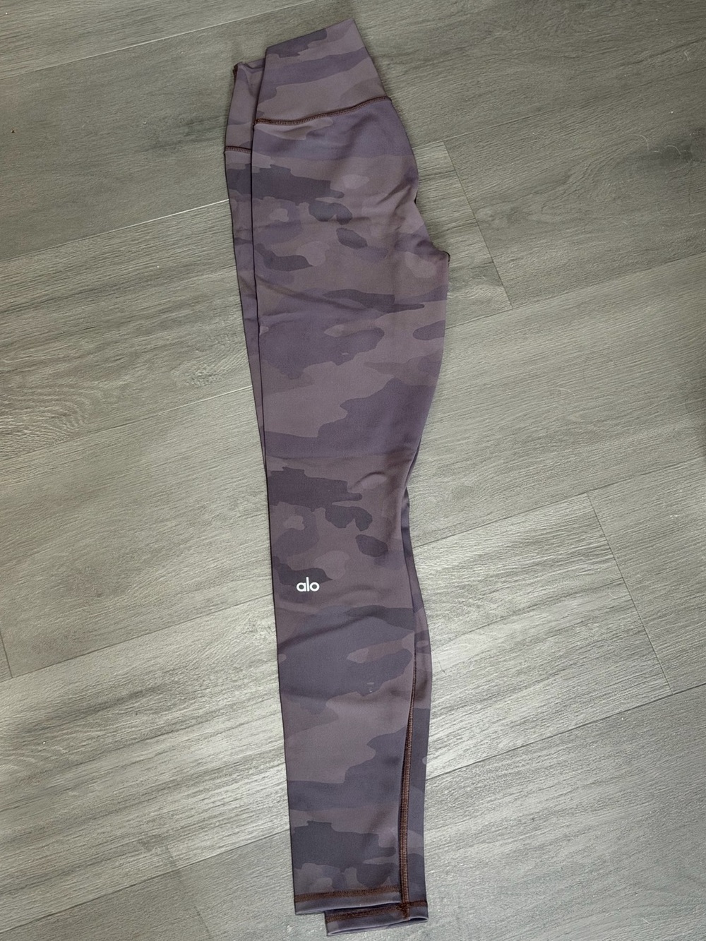 ALO Yoga Purple Camo High-Rise Leggings with Subtle Logo